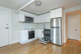 37 Radnor Rd, Unit 1 in Boston, MA - Building Photo