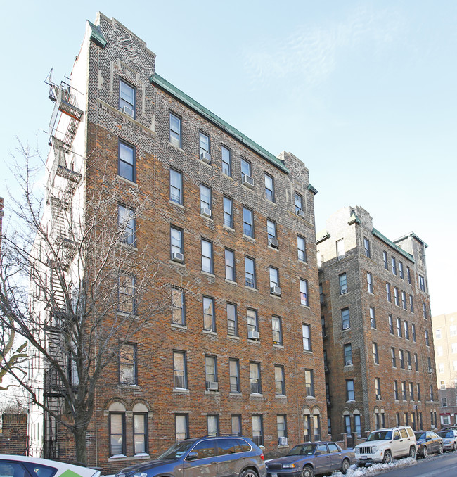 7501 Ridge Blvd in Brooklyn, NY - Foto de edificio - Building Photo