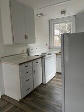 146 E State St in Athens, OH - Foto de edificio - Building Photo