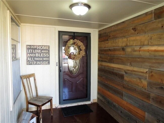 1712 Gladstone Terrace in The Village, OK - Building Photo - Building Photo