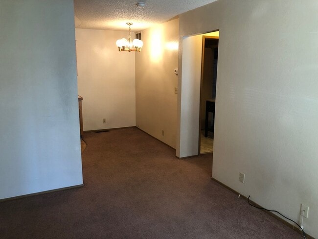 1410 Selmi Dr in Reno, NV - Building Photo - Building Photo