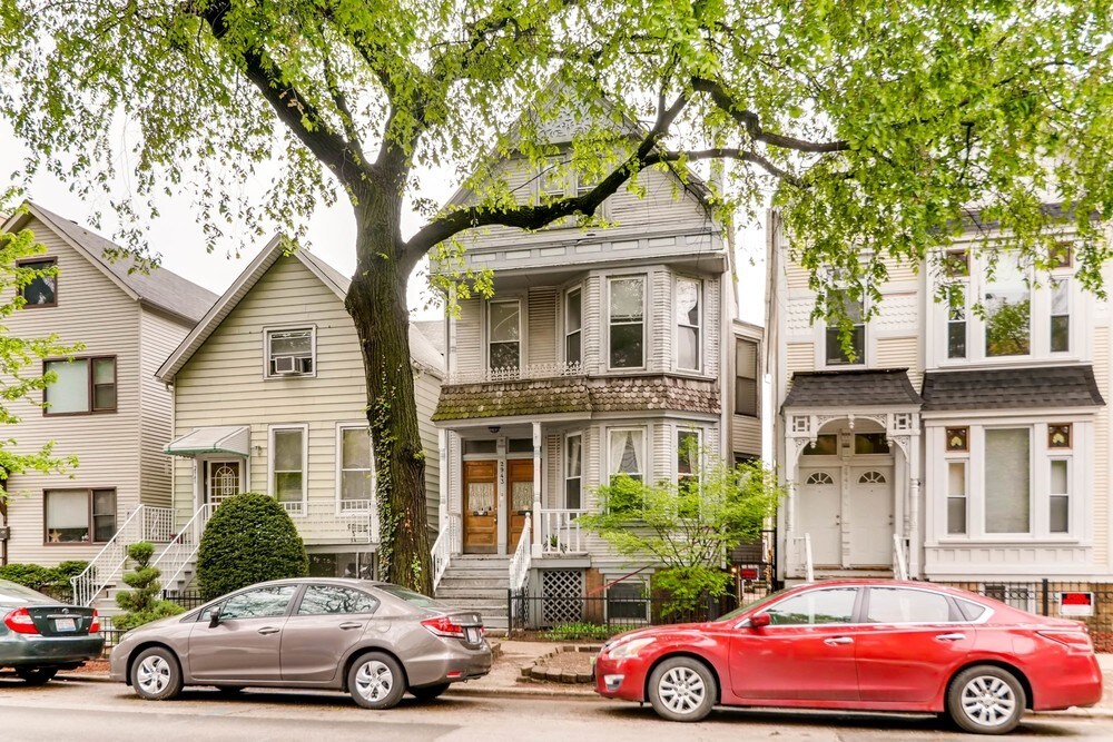 2943 N Racine Ave in Chicago, IL - Building Photo