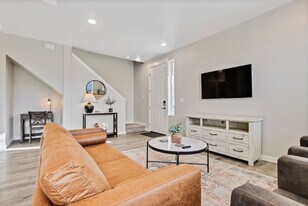 17065 N Hounslow Wy in Nampa, ID - Building Photo