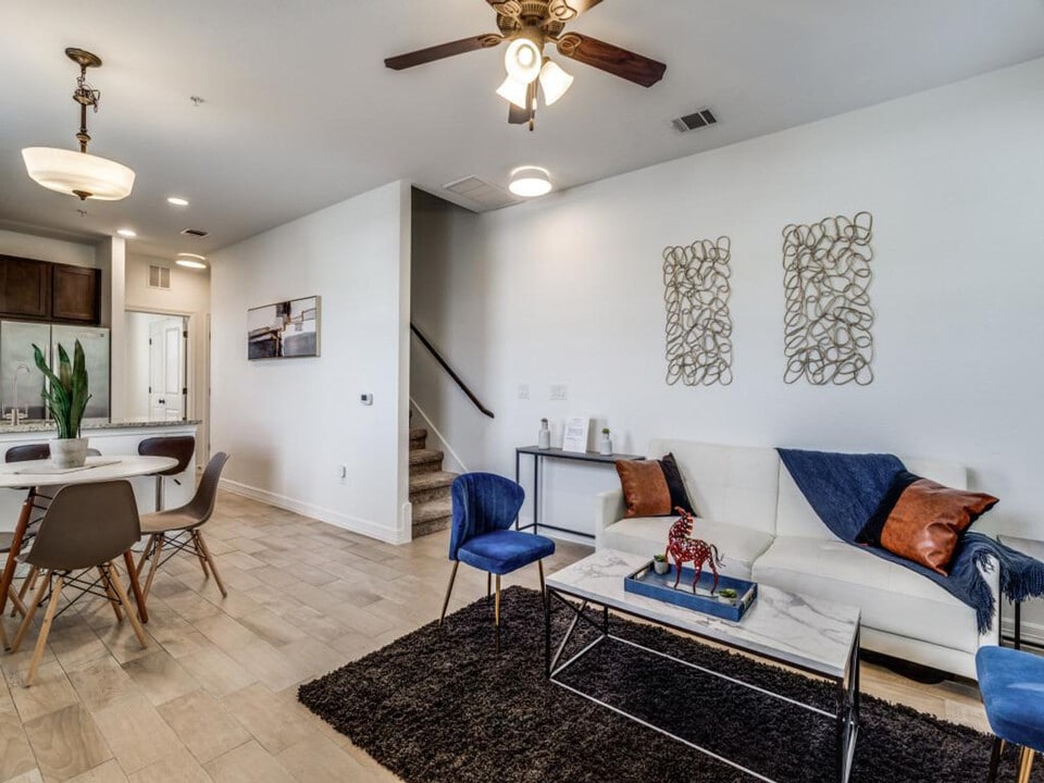 501 W 30th St in Austin, TX - Building Photo