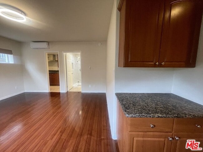 4921 Kester Ave in Los Angeles, CA - Building Photo - Building Photo