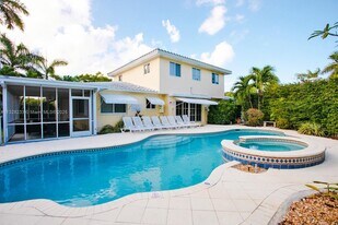 809 S 17th Ave in Hollywood, FL - Building Photo