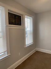 12 Fairchild Pl, Unit 1 in Irvington, NJ - Foto de edificio - Building Photo