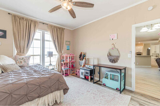 308 Castin Ln in New Braunfels, TX - Foto de edificio - Building Photo