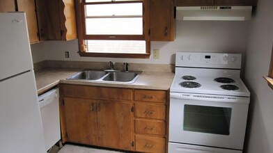 487 Pocahontas Ave in Ronceverte, WV - Building Photo - Building Photo