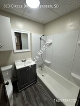 19 7th Ave SE in Aberdeen, SD - Building Photo - Building Photo