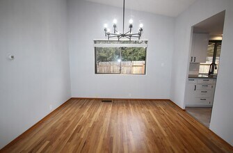 14506 NE 5th St in Bellevue, WA - Building Photo - Building Photo