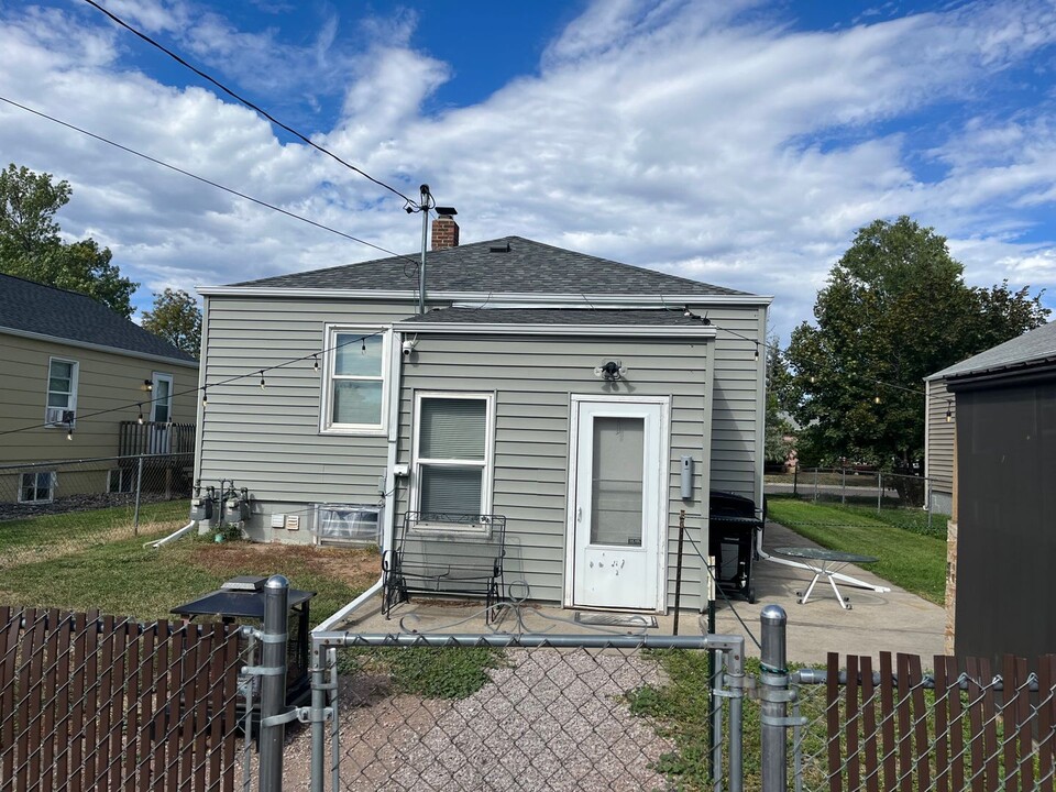 213 E Monroe St in Rapid City, SD - Building Photo