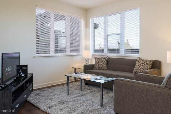 6101 Aqua Ave-Unit -Apt 602 in Miami Beach, FL - Building Photo - Building Photo