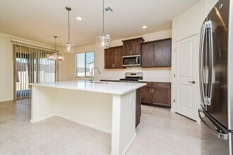 15422 Camino Napo in Sahuarita, AZ - Foto de edificio - Building Photo