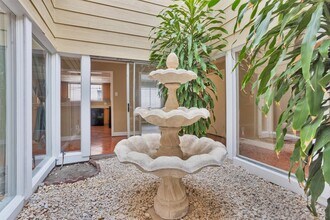 13818 Clark Towne Ln in Sugar Land, TX - Building Photo - Building Photo