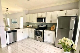 12224 S W 8th Ct in Pembroke Pines, FL - Building Photo - Building Photo