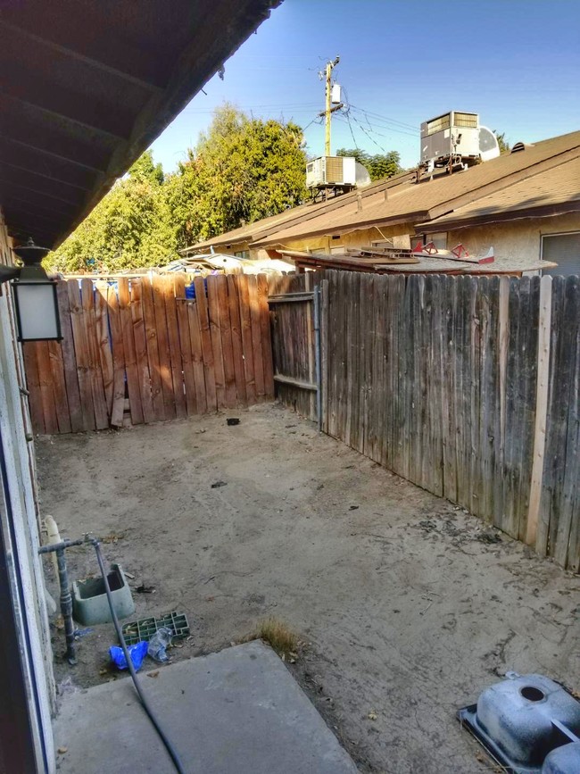 3414 Lexington in Bakersfield, CA - Building Photo - Other