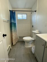 70 Main Ave-Unit -A in Ocean Grove, NJ - Foto de edificio - Building Photo