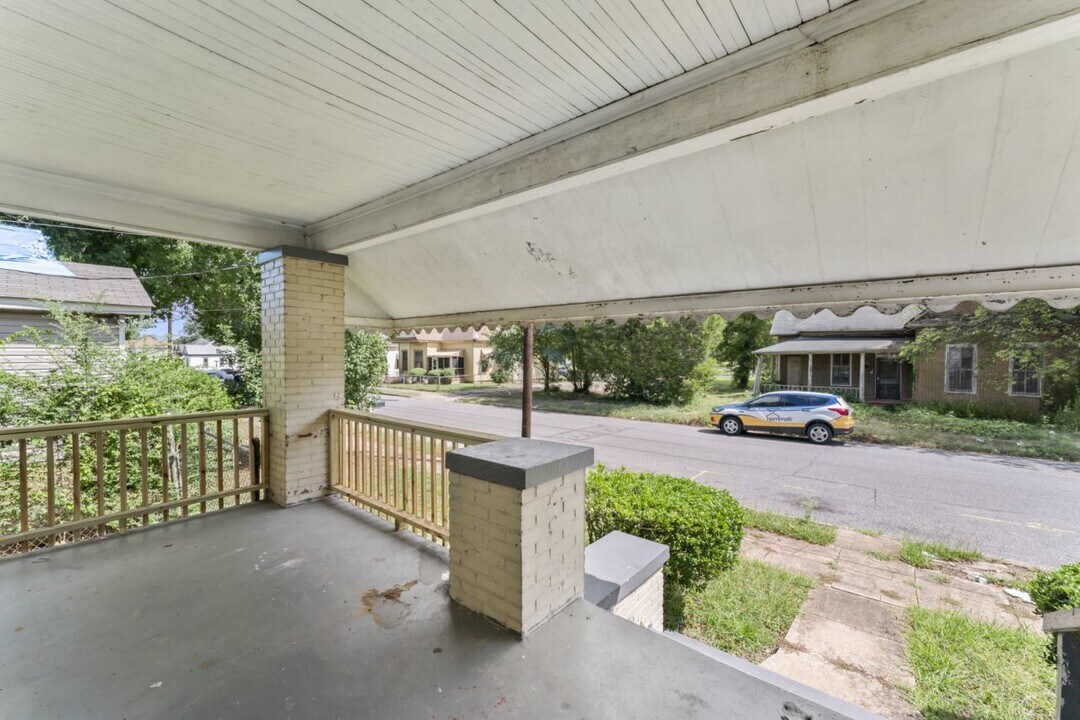 2318 Ave H in Birmingham, AL - Building Photo