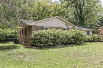 6114 Pinebrook Dr in Montgomery, AL - Building Photo - Building Photo