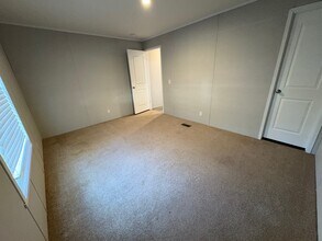 2470 Pajot Rd in Kawkawlin, MI - Building Photo - Building Photo