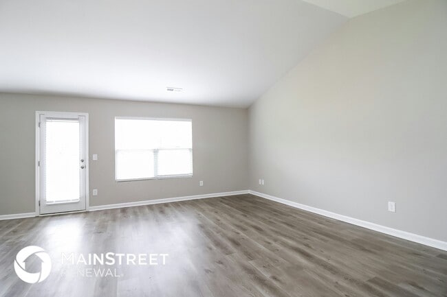 173 Konnoak Village Cir in Winston-Salem, NC - Building Photo - Building Photo