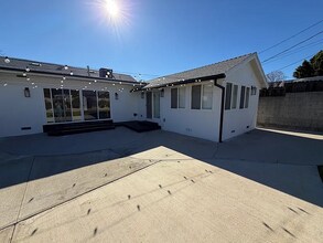 20345 Gresham St in Los Angeles, CA - Building Photo - Building Photo