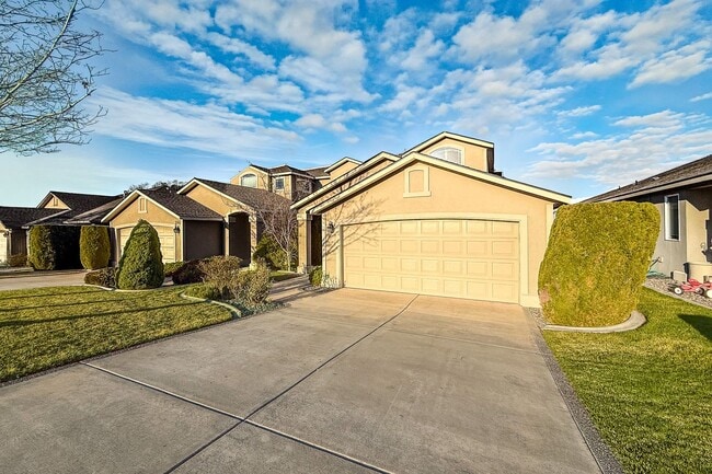 3558 Waterford St in Richland, WA - Building Photo - Building Photo