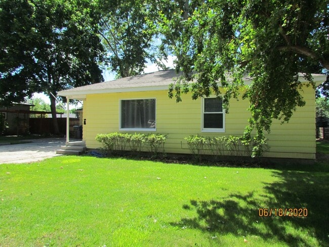 property at 4415 W Bethel St