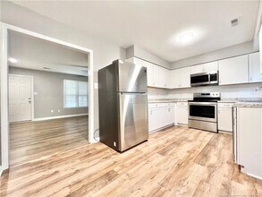 105 Chisholm Ct in Cary, NC - Building Photo - Building Photo