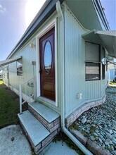 12100 Seminole Blvd in Seminole, FL - Building Photo - Building Photo