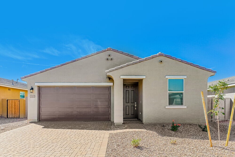 4565 W Hunter Trl in San Tan Valley, AZ - Building Photo