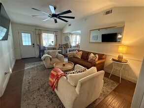 4900 N College Ave in Bethany, OK - Building Photo - Building Photo