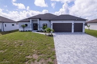 4308 NW 27th Ln in Cape Coral, FL - Building Photo - Building Photo