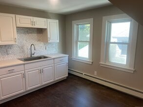 18 Harrison St in New Britain, CT - Building Photo - Building Photo
