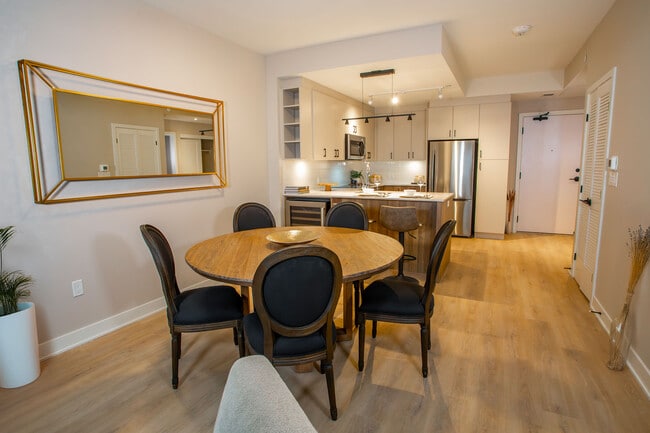 The Clemow in Ottawa, ON - Building Photo - Building Photo