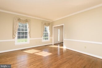 8240 The Midway in Annandale, VA - Building Photo - Building Photo