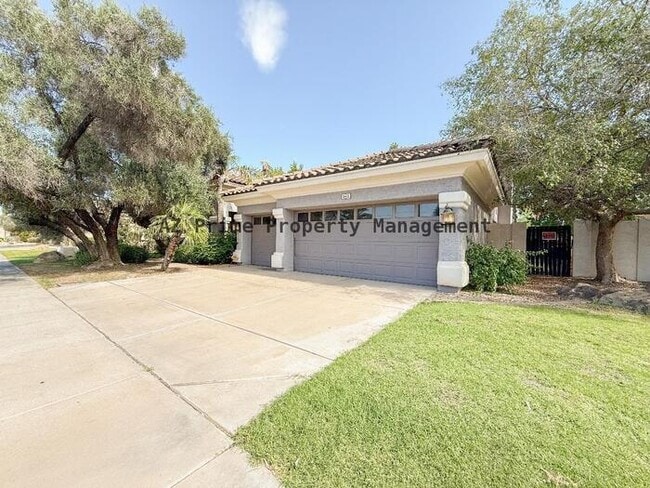property at 5501 E Shea Blvd
