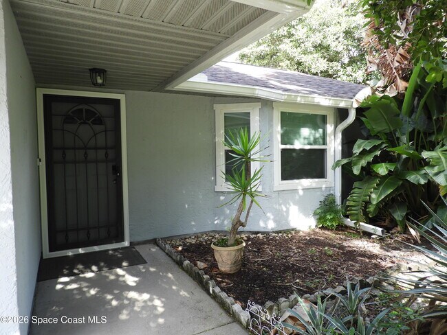 1220 Snowbird Ave NW in Palm Bay, FL - Building Photo - Building Photo