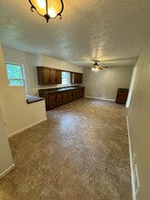 2812 Fuller Ave NE in Grand Rapids, MI - Building Photo - Building Photo