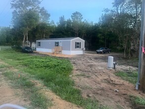 400 Shirley St in Interlachen, FL - Building Photo - Building Photo