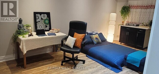 171 Westmeadow Dr in Kitchener, ON - Building Photo - Building Photo