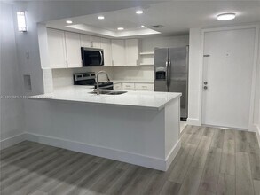 12209 SW 14th Ln in Miami, FL - Building Photo - Building Photo