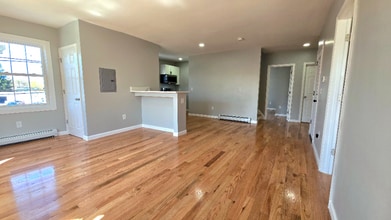 86 White St in Haverhill, MA - Building Photo - Building Photo