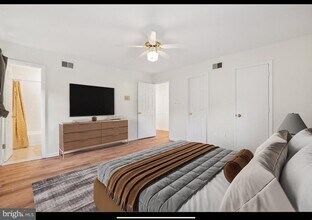 12260 Greenleaf Ave in Potomac, MD - Building Photo - Building Photo