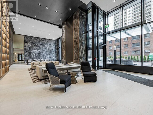 127 Broadway Ave in Toronto, ON - Building Photo - Building Photo