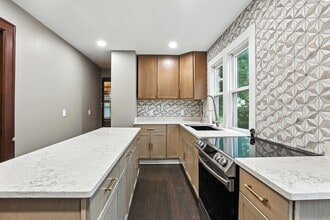 1500 22nd Ave N in Minneapolis, MN - Foto de edificio - Building Photo
