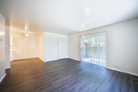 Kingston Place Apartments in Walnut Creek, CA - Foto de edificio - Interior Photo