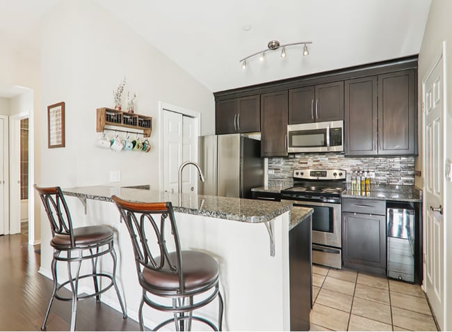 1374 Cunat Ct in Lake In The Hills, IL - Building Photo - Building Photo