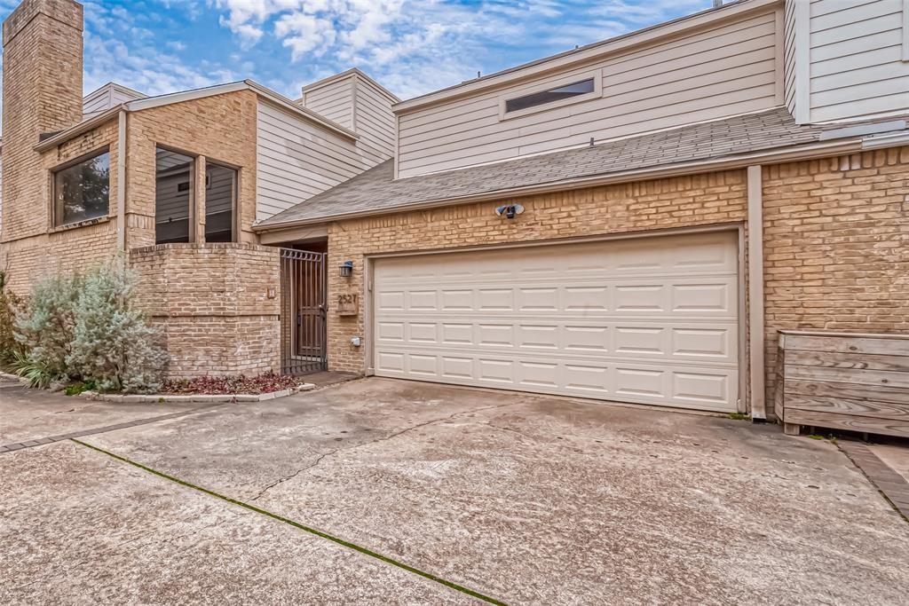 2527 Potomac Dr in Houston, TX - Building Photo